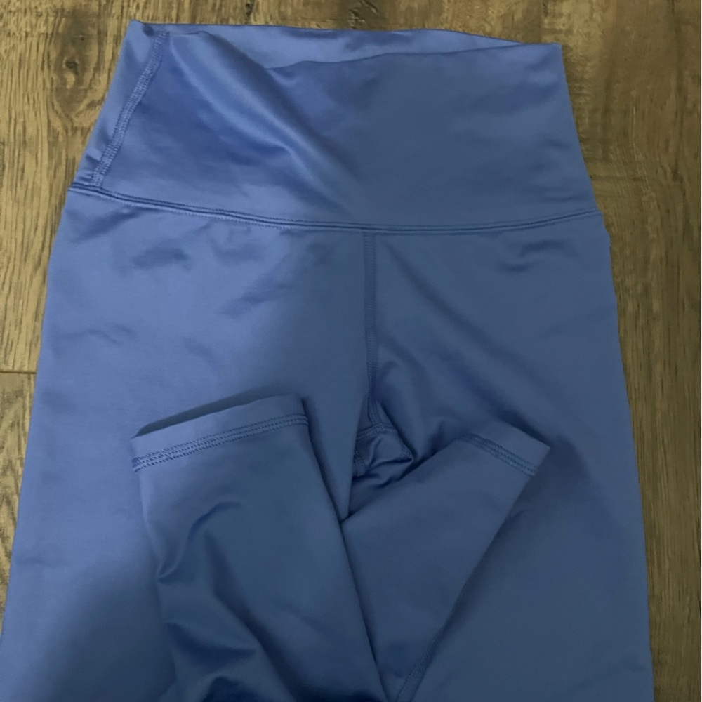 Metallic blue aerie leggings